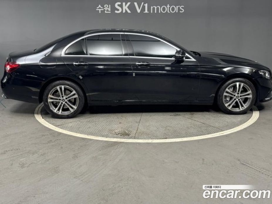 Mercedes Benz E-Class E350 4MATIC Avantgarde