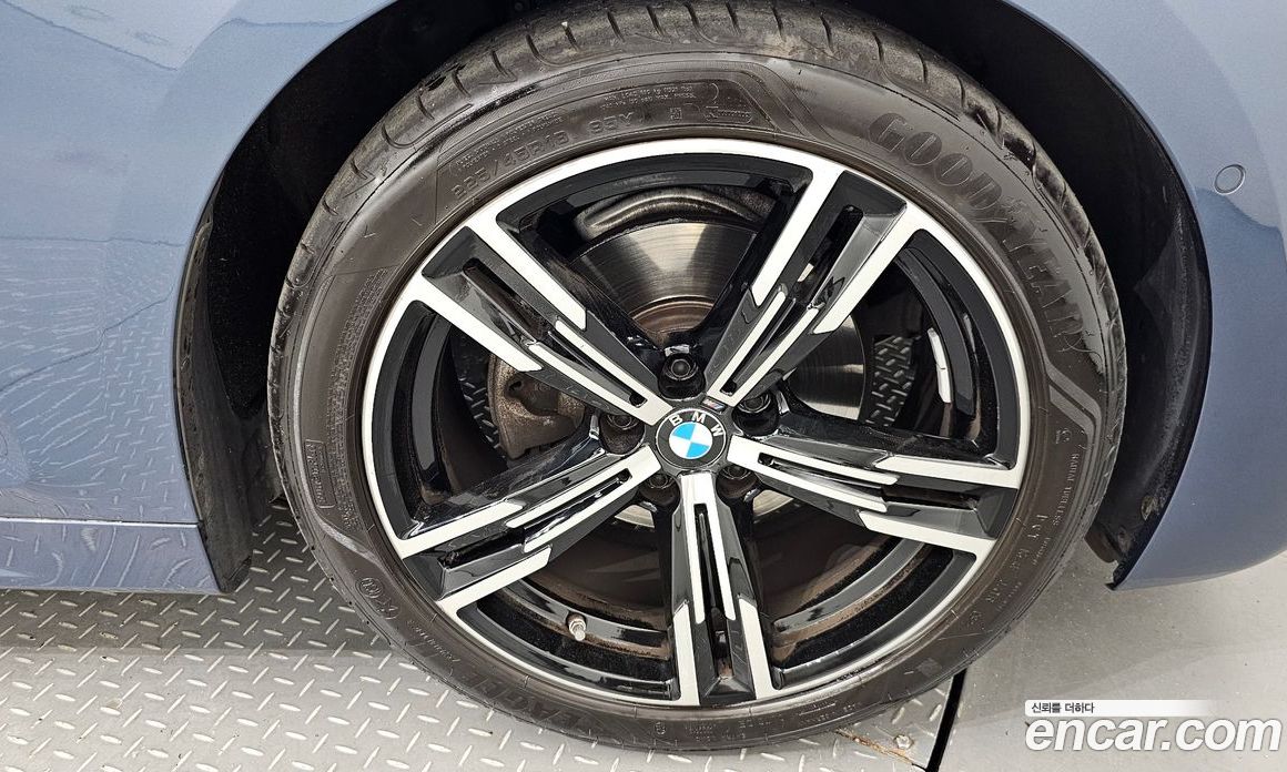 BMW 4-Series i420 M Sport Convertible
