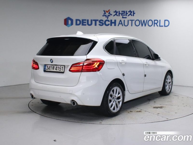 BMW 2-Series Advantage