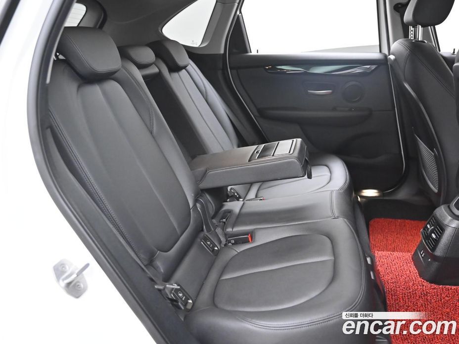 BMW 2-Series Advantage