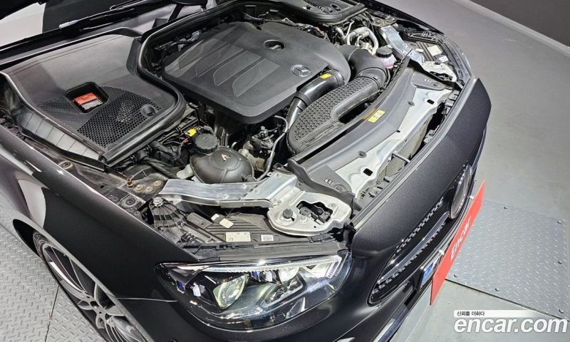 Mercedes Benz E-Class E350 4MATIC AMG Line