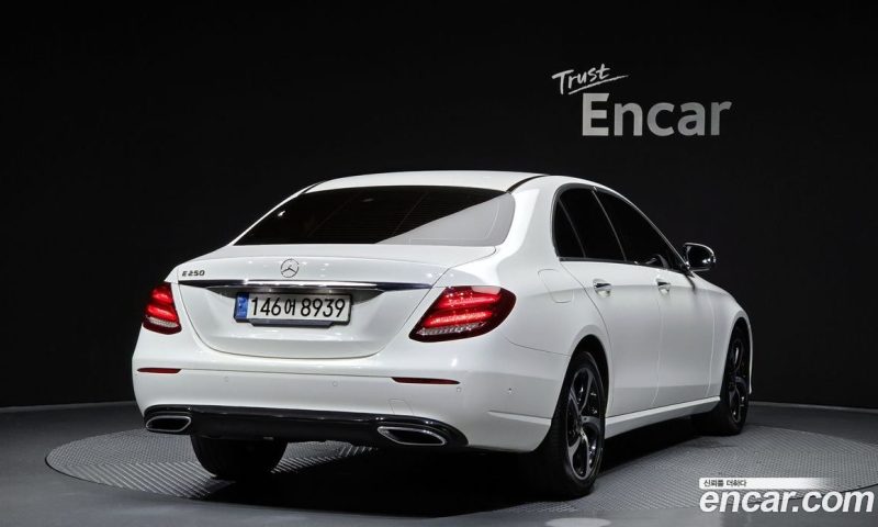 Mercedes Benz E-Class E250 Avantgarde