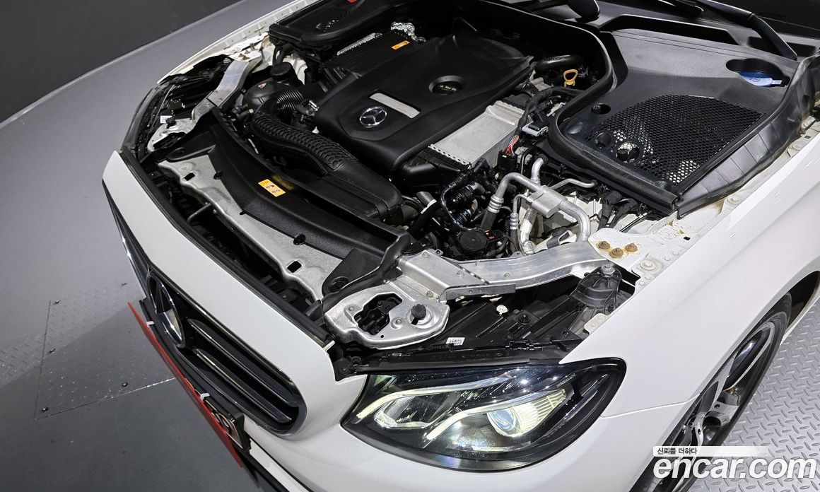 Mercedes Benz E-Class E250 Avantgarde