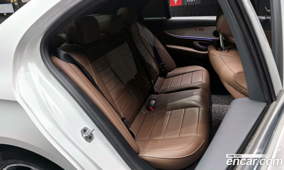 Mercedes Benz E-Class E250 Avantgarde