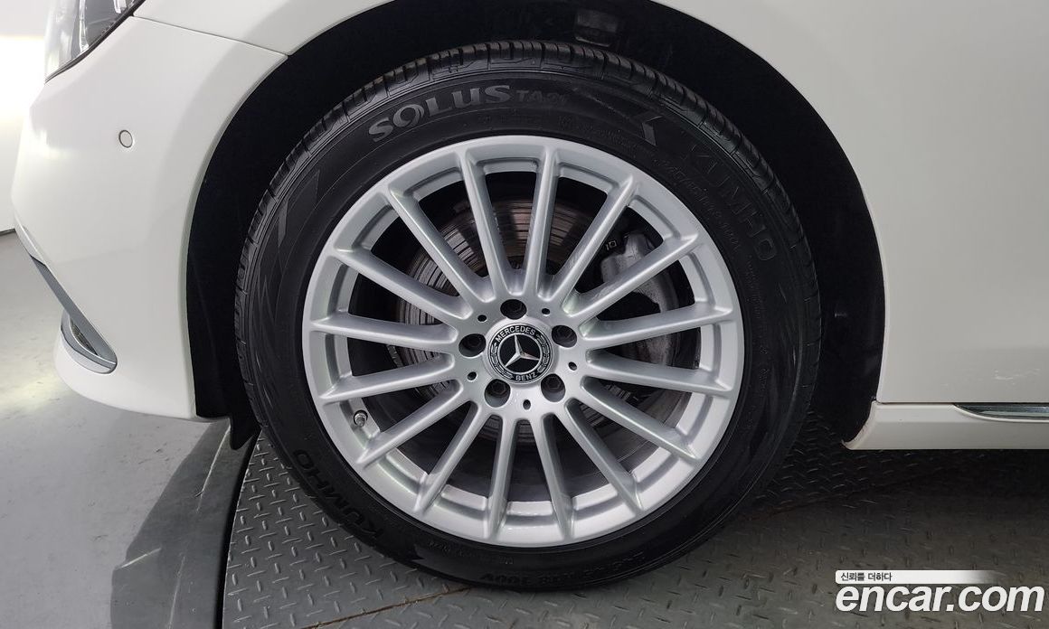 Mercedes Benz E-Class E250 Exclusive
