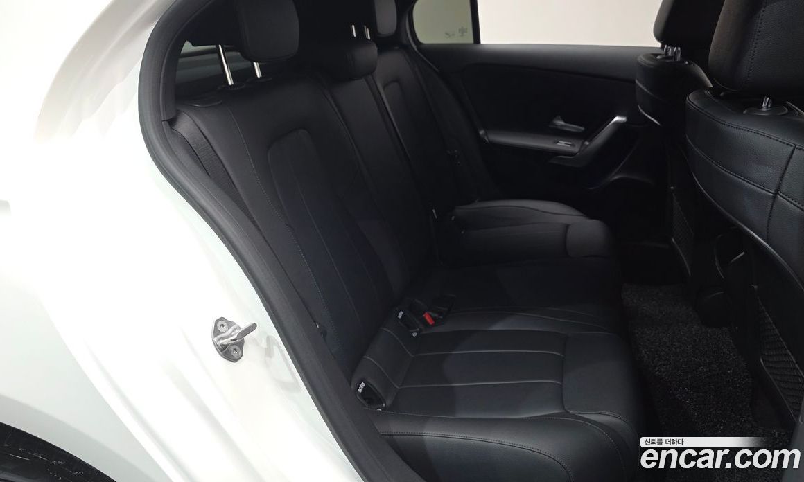 Mercedes Benz A-Class A220 Hatchback
