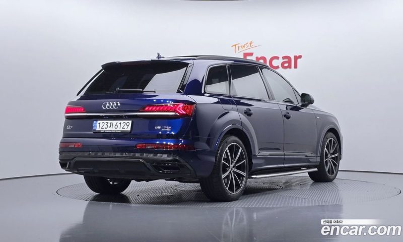 Audi Q7 55 TFSI Quattro Premium