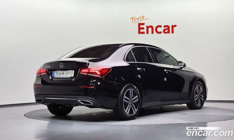 Mercedes Benz A-Class A220 Sedan