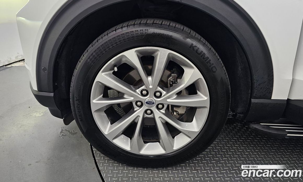 Ford Explorer 3.0 Platinum 4WD