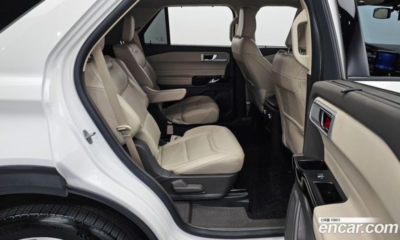 Ford Explorer 3.0 Platinum 4WD