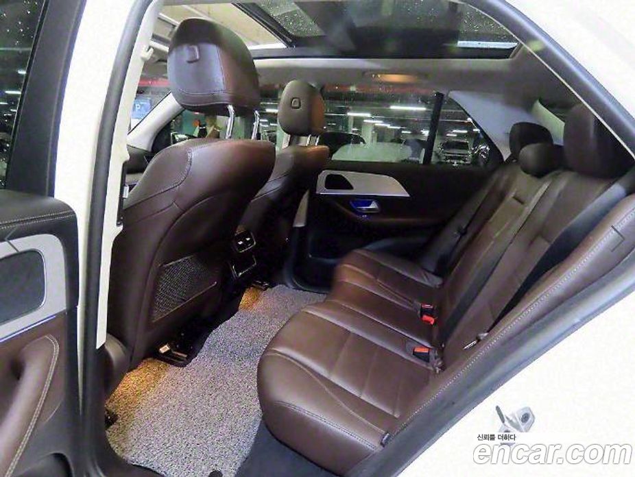 Mercedes Benz GLE-Class GLE300d 4MATIC