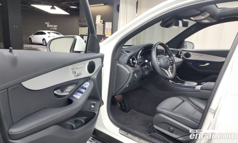 Mercedes Benz GLC-Class GLC220 D 4MATIC
