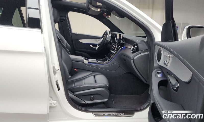 Mercedes Benz GLC-Class GLC220 D 4MATIC