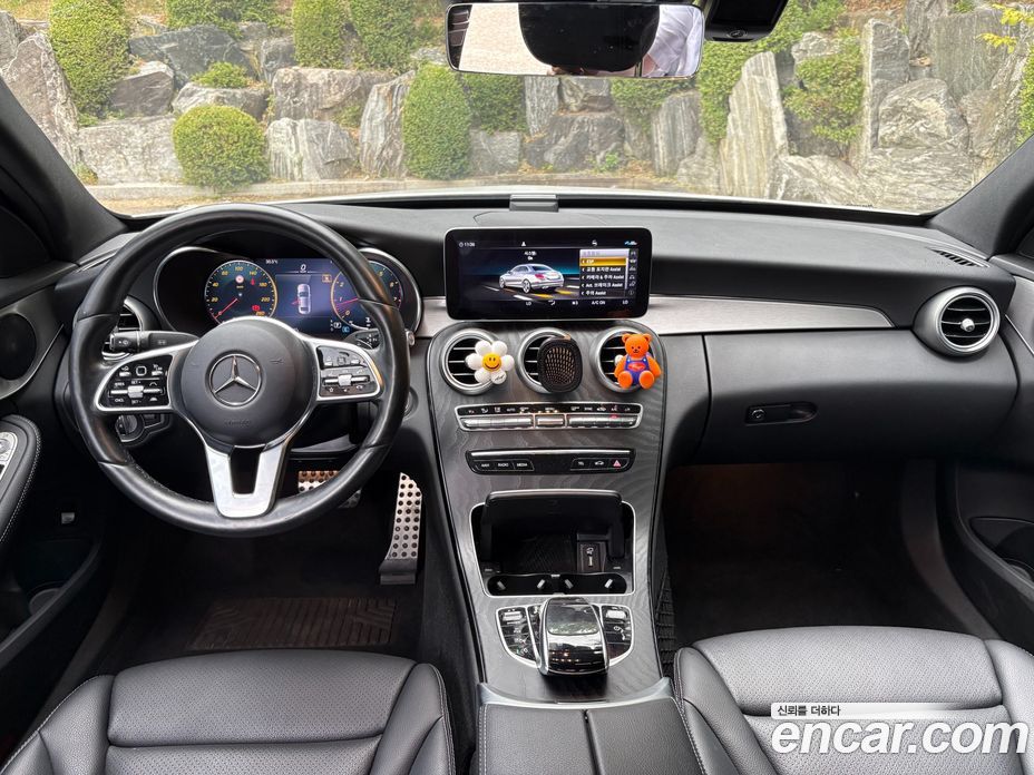 Mercedes Benz C-Class C200 AMG Line