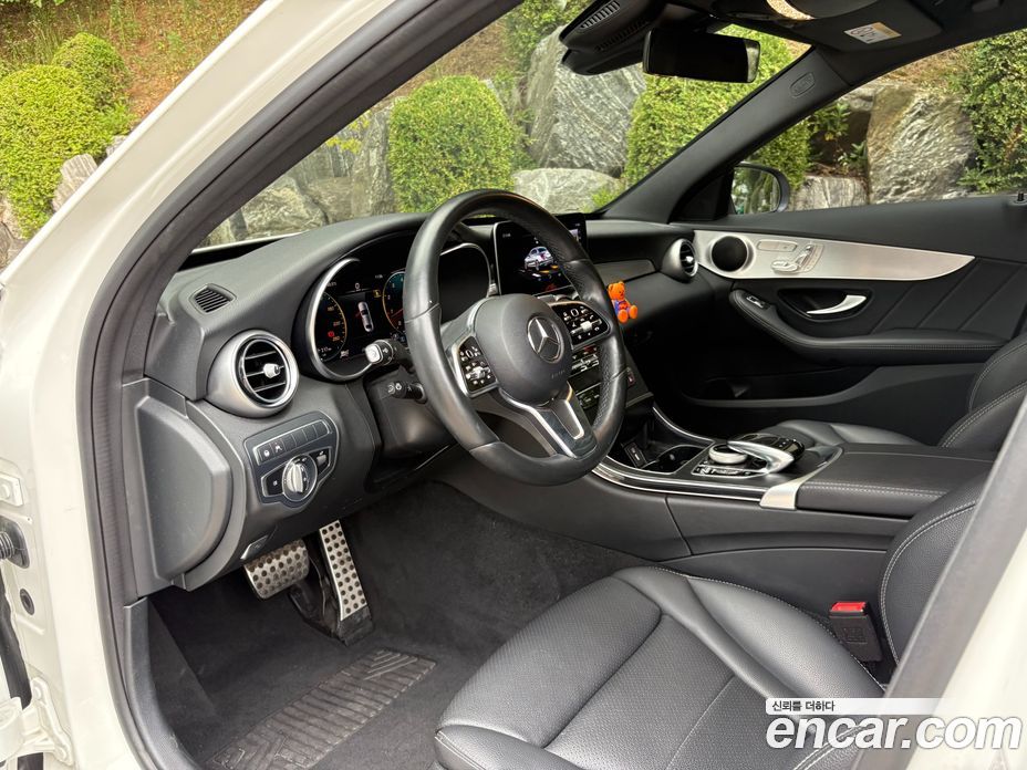 Mercedes Benz C-Class C200 AMG Line