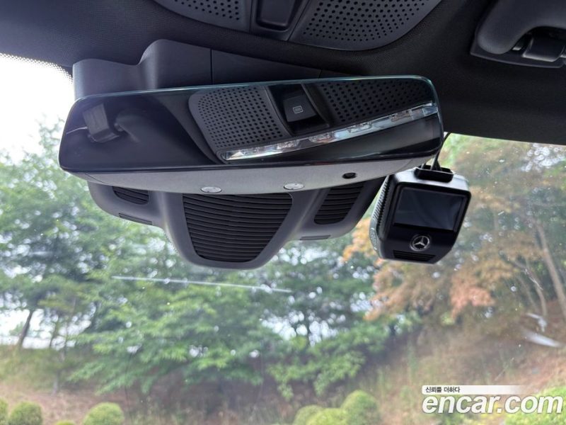 Mercedes Benz C-Class C200 AMG Line