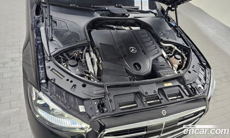 Mercedes Benz S-Class S500L 4MATIC