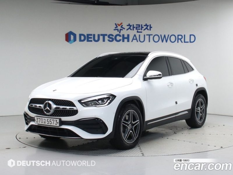 Mercedes Benz GLA-Class GLA250 4MATIC
