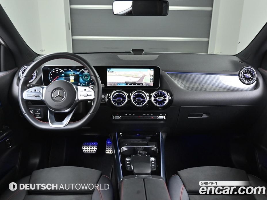 Mercedes Benz GLA-Class GLA250 4MATIC