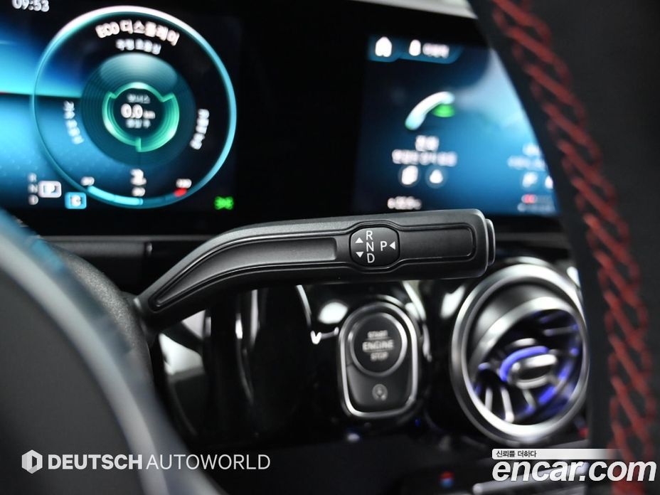 Mercedes Benz GLA-Class GLA250 4MATIC