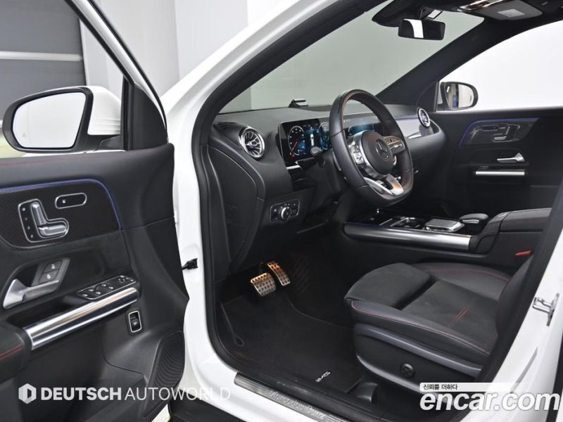 Mercedes Benz GLA-Class GLA250 4MATIC