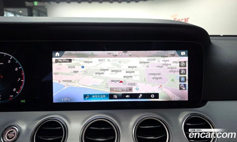 Mercedes Benz E-Class E250 Avantgarde