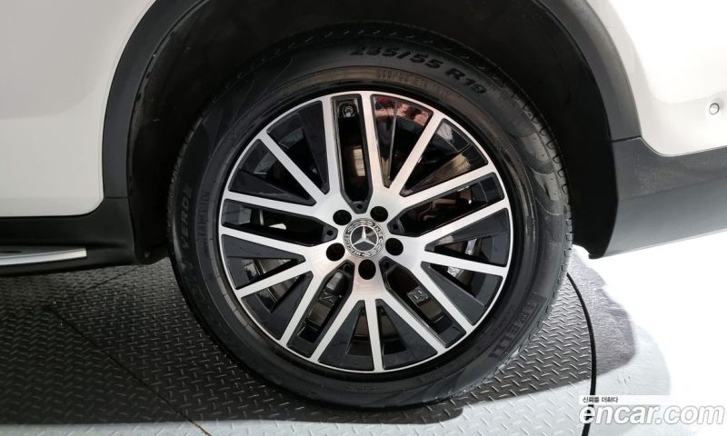 Mercedes Benz GLC-Class GLC220 D 4MATIC