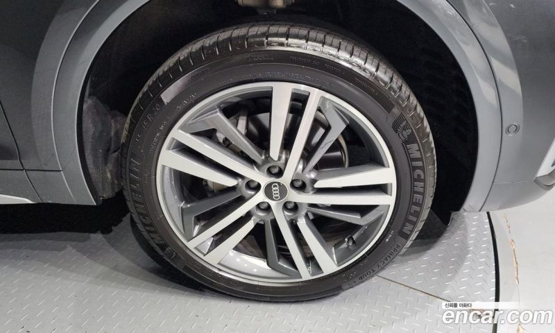 Audi Q5 45 TFSI Quattro Premium