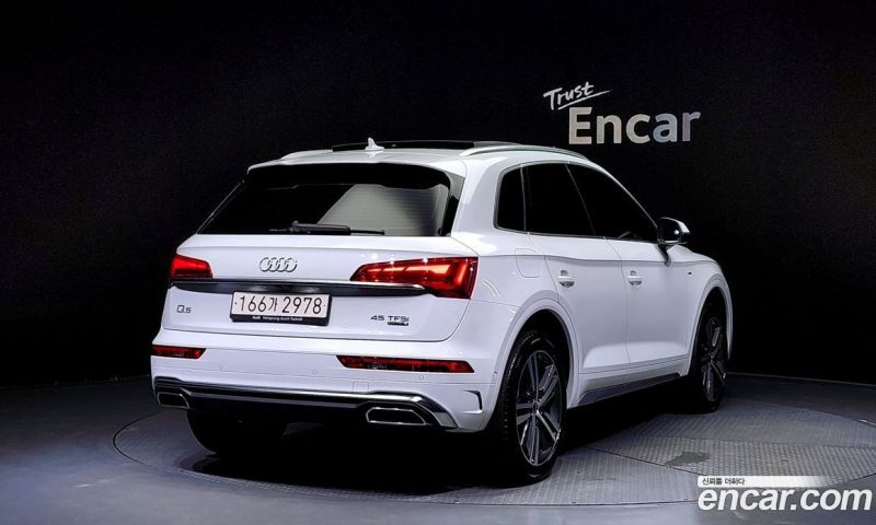 Audi Q5 45 TFSI Quattro Premium