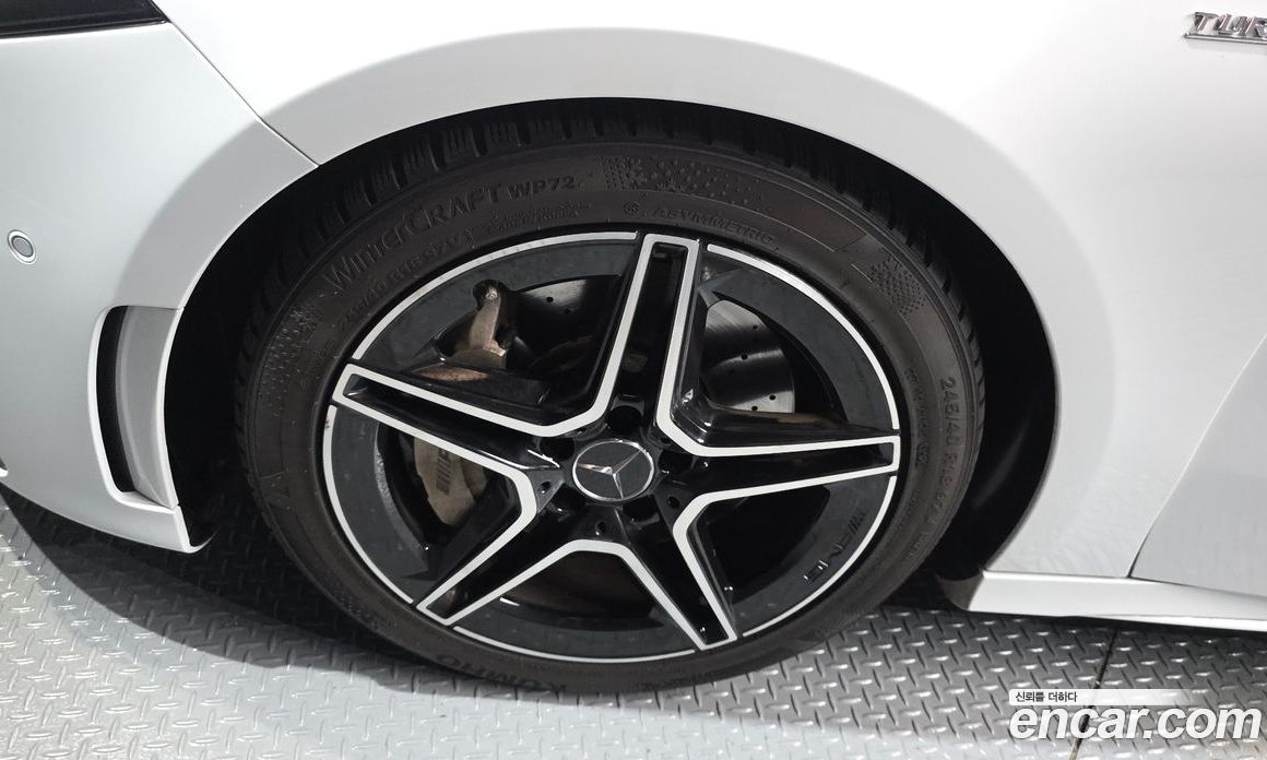 Mercedes Benz A-Class AMG A35 4MATIC Sedan
