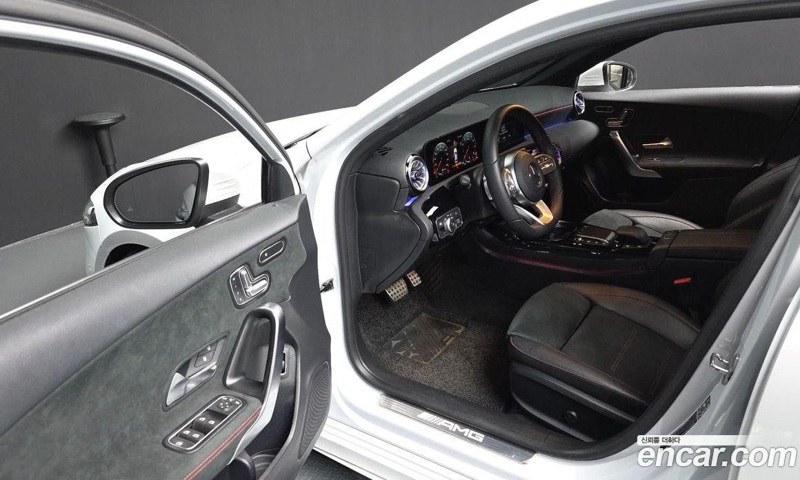 Mercedes Benz A-Class AMG A35 4MATIC Sedan