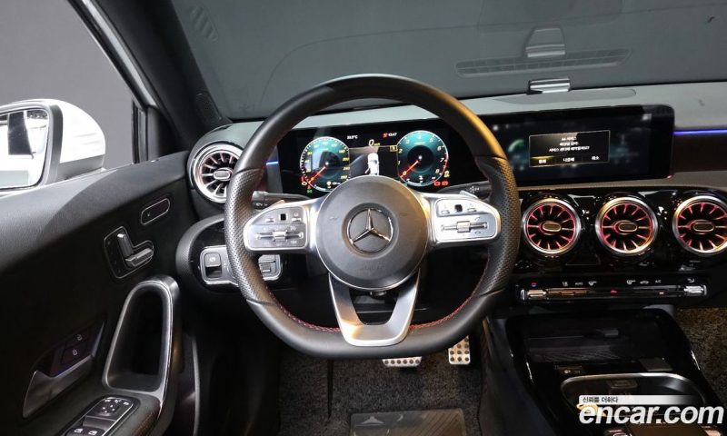 Mercedes Benz A-Class AMG A35 4MATIC Sedan