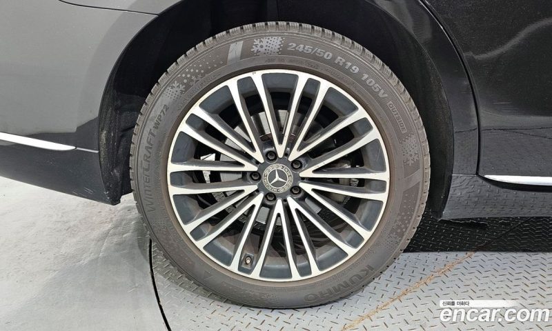 Mercedes Benz S-Class S350 D