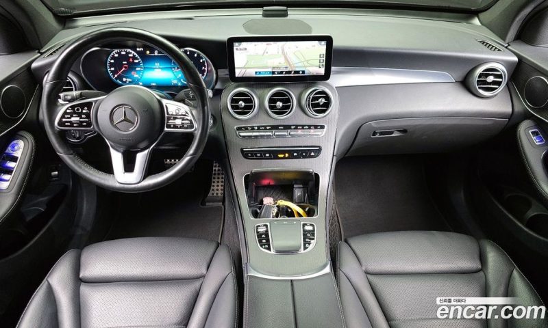 Mercedes Benz GLC-Class GCL300 4MATIC Coupe