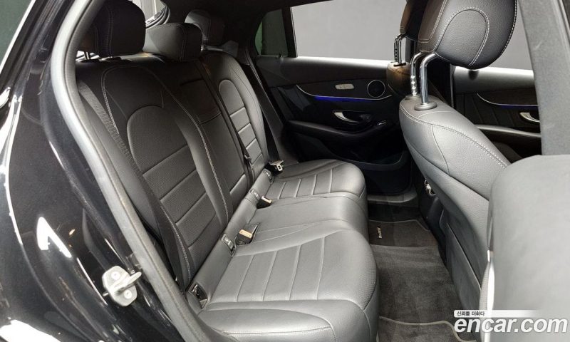 Mercedes Benz GLC-Class GCL300 4MATIC Coupe
