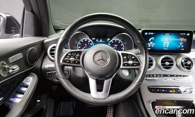 Mercedes Benz GLC-Class GCL300 4MATIC Coupe