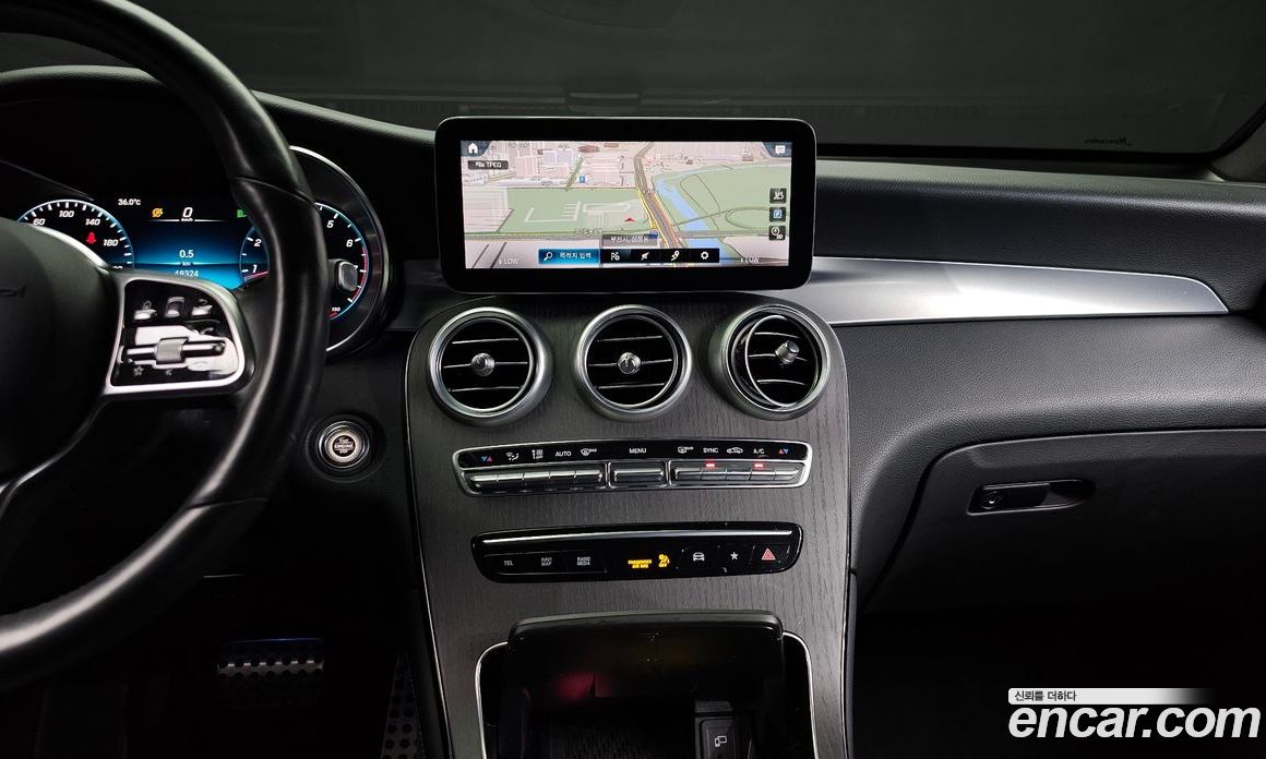 Mercedes Benz GLC-Class GCL300 4MATIC Coupe