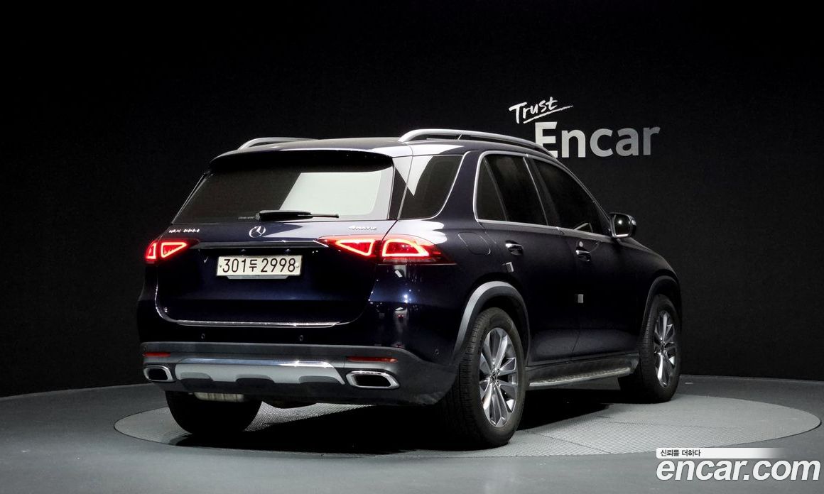 Mercedes Benz GLE-Class GLE300d 4MATIC
