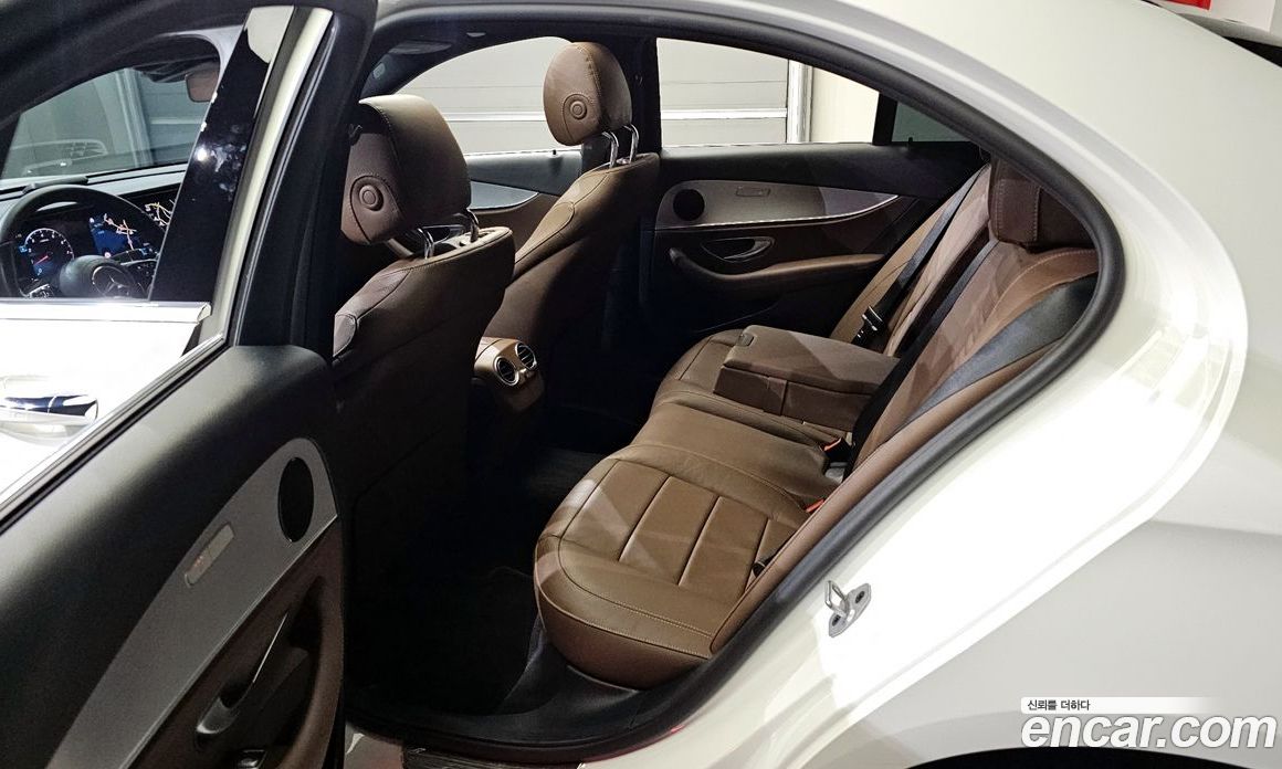 Mercedes Benz E-Class E250 Avantgarde