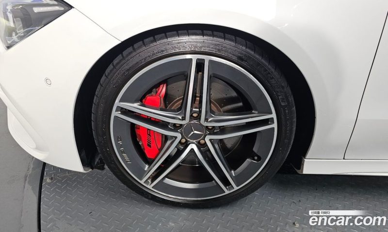 Mercedes Benz CLA-Class AMG CLA 45 S 4MATIC+