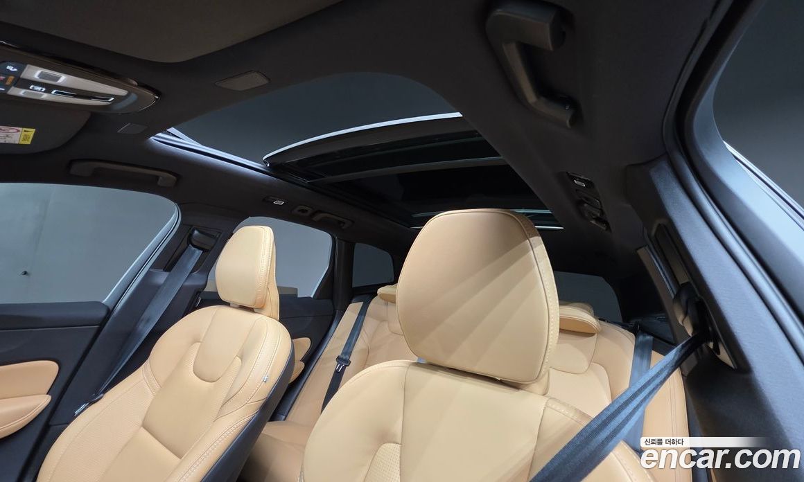 Volvo XC60 B6 Inscirtion