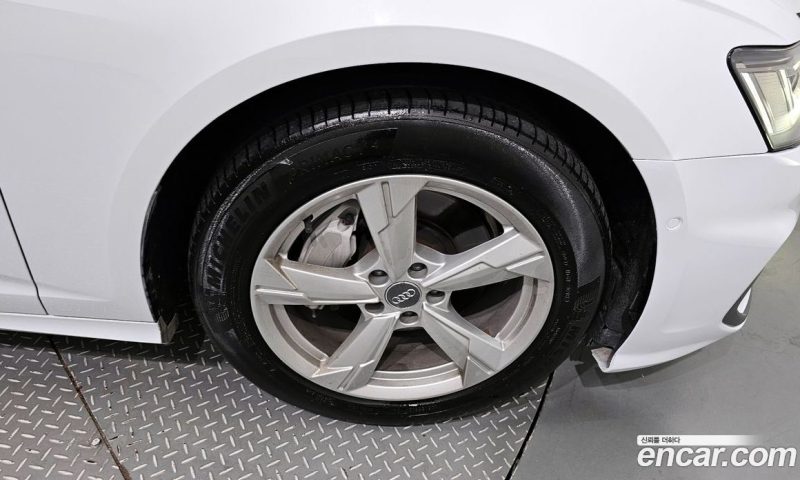 Audi A6 45 TFSI Quattro