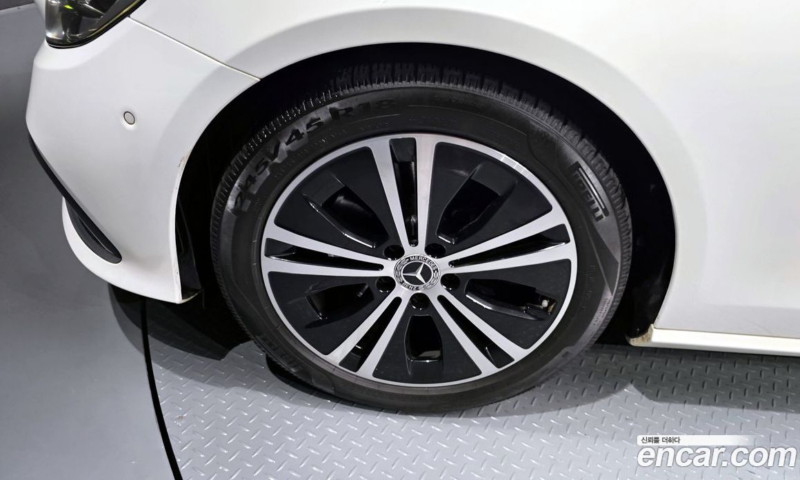 Mercedes Benz E-Class E250 Avantgarde