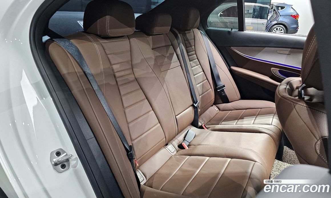 Mercedes Benz E-Class E250 Avantgarde