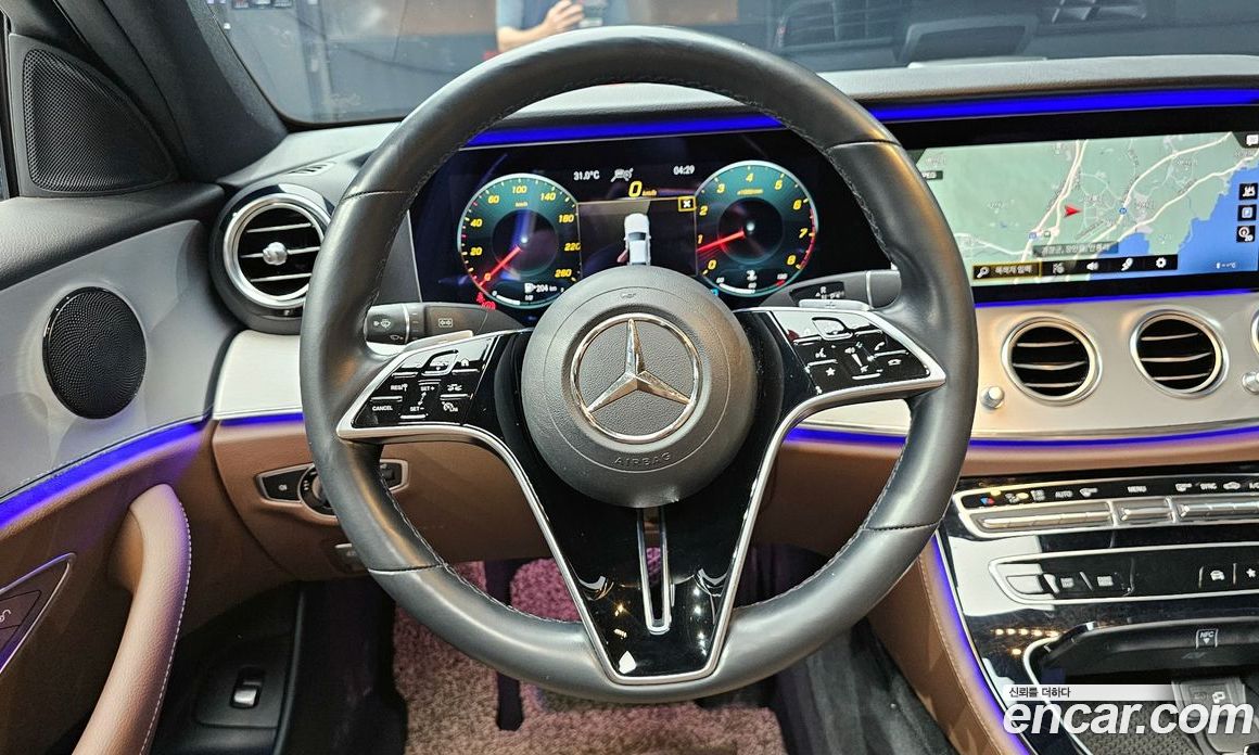Mercedes Benz E-Class E250 Avantgarde