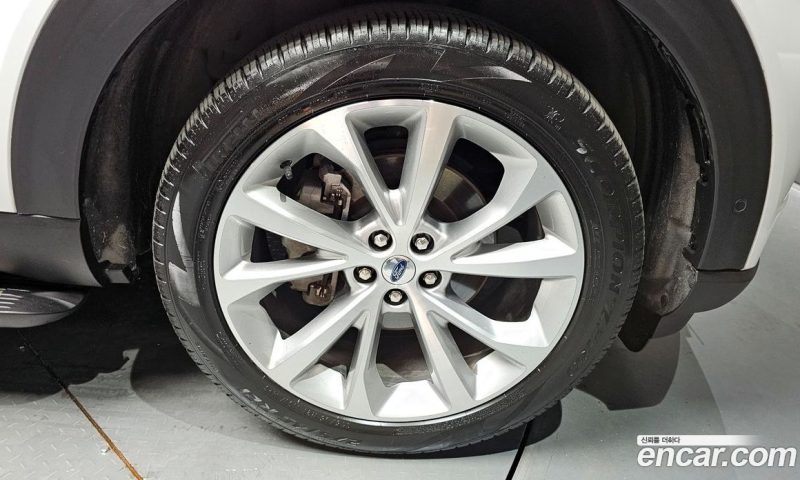 Ford Explorer 3.0 Platinum 4WD