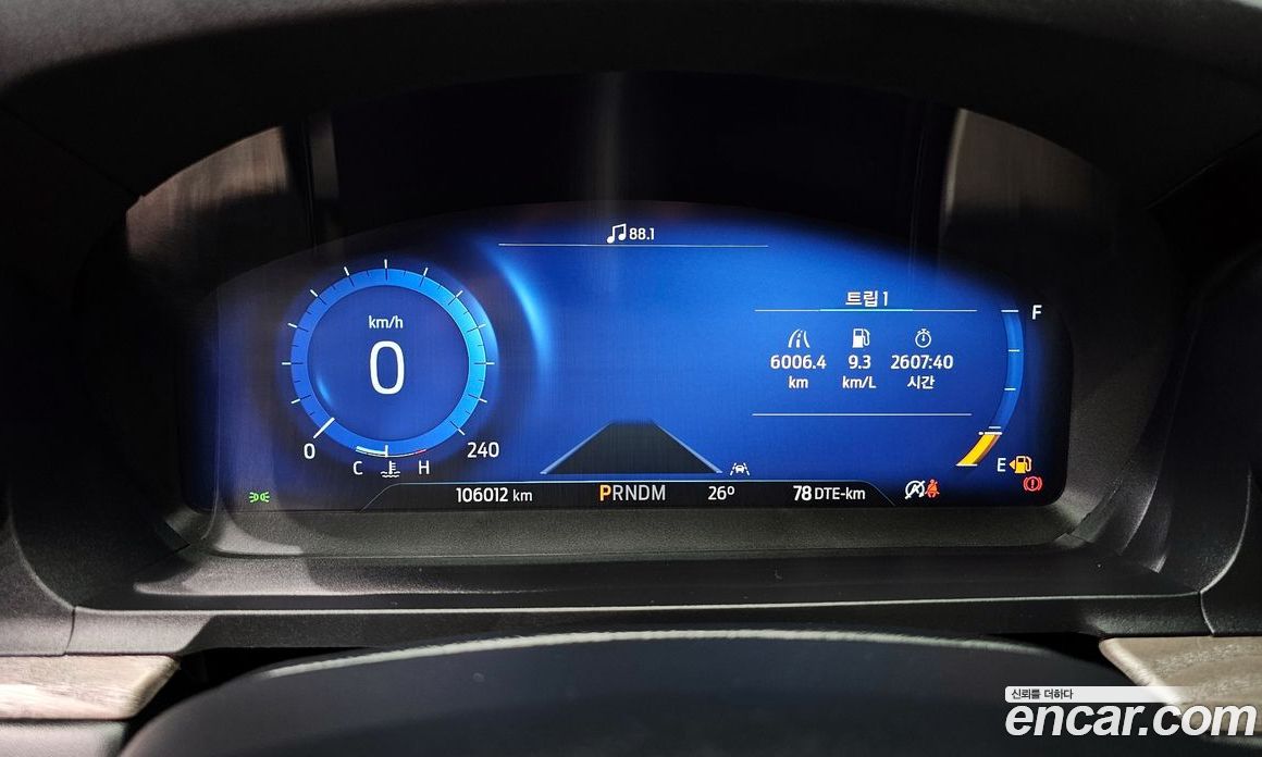 Ford Explorer 3.0 Platinum 4WD