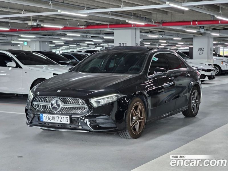 Mercedes Benz A-Class A250 4MATIC Sedan