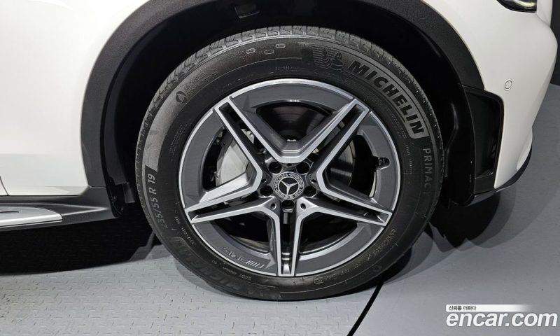Mercedes Benz GLC-Class GLC220 D 4MATIC Coupe
