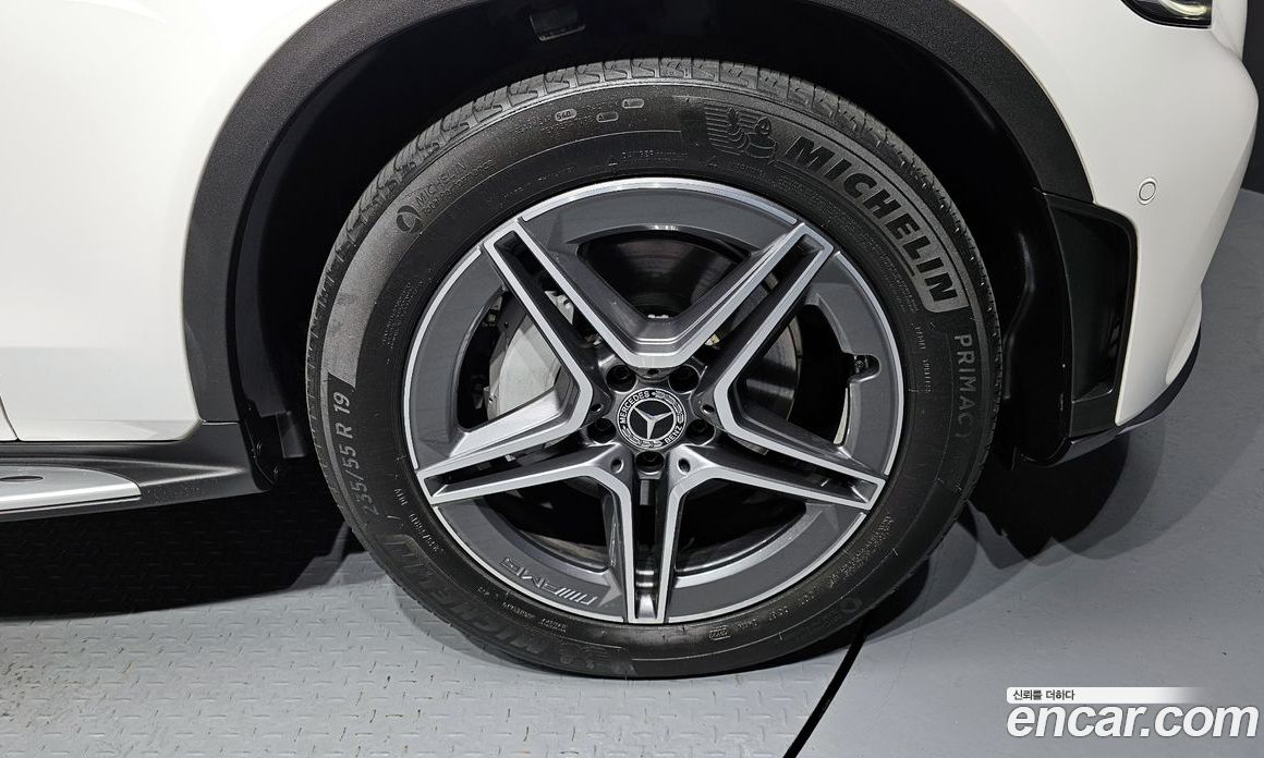 Mercedes Benz GLC-Class GLC220 D 4MATIC Coupe